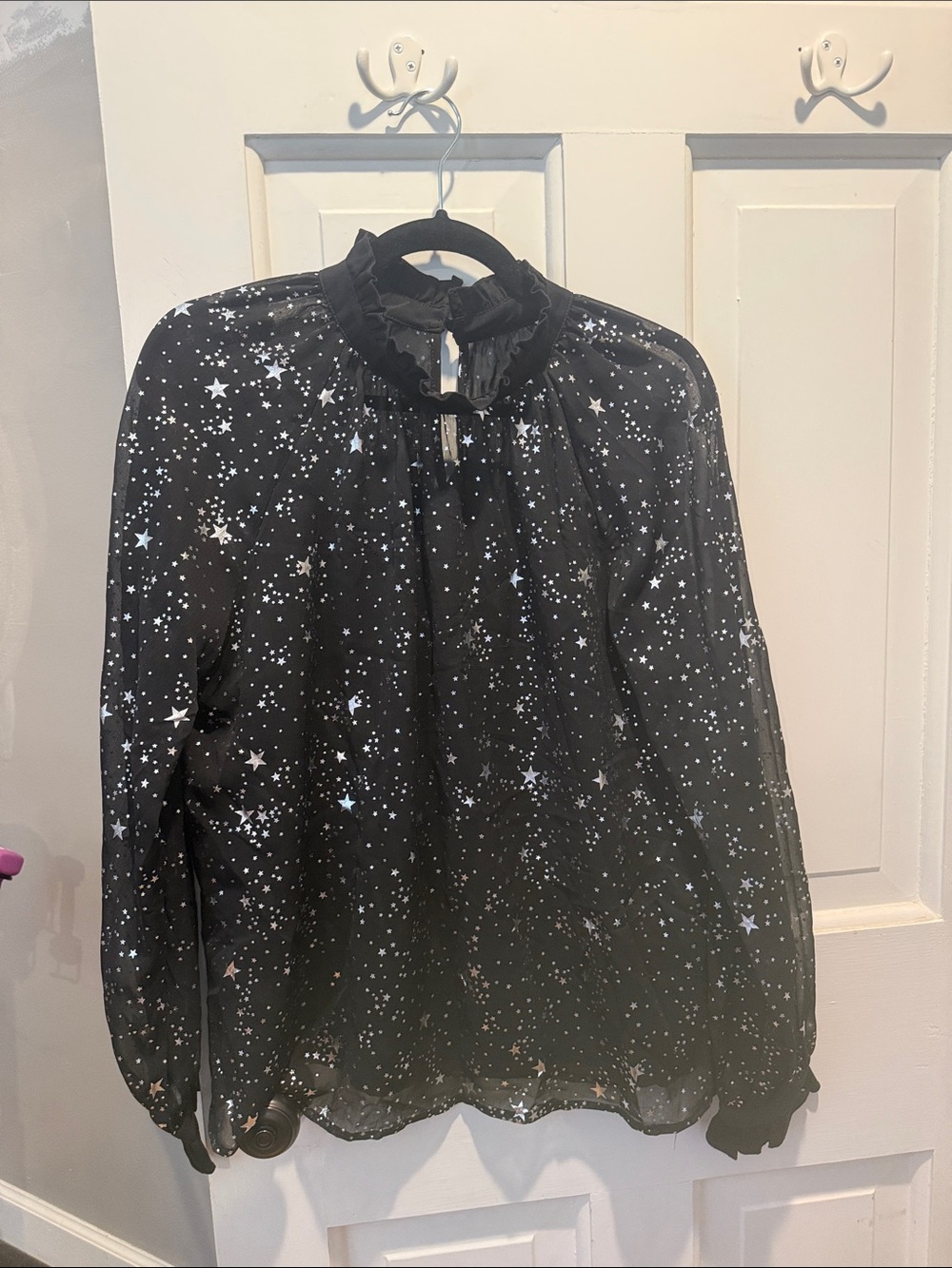 Cupshe Black Star-Print Ruffle Tie-Neck Blouse